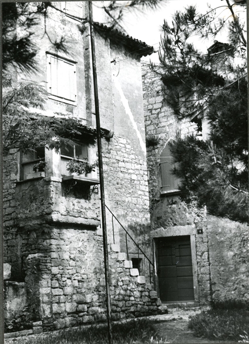 Image description